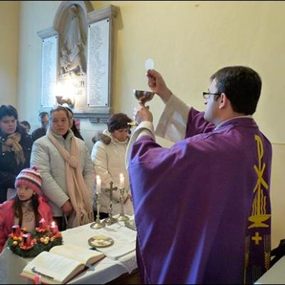6 decembrie 2009: Budapesta: Românii catolici din Parohia "Sfânta Ana" şi sărbătoarea Sfântul Nicolae