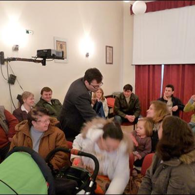 6 decembrie 2009: Budapesta: Românii catolici din Parohia "Sfânta Ana" şi sărbătoarea Sfântul Nicolae