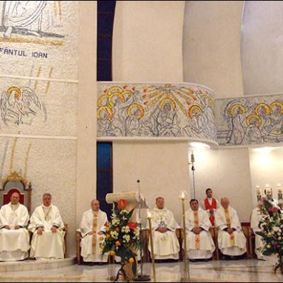 8 decembrie 2009: PS Aurel Percă la un deceniu de episcopat (Foto: Iustian-Ionuţ Petre)