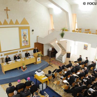 10-11 decembrie 2009: Iaşi: Simpozionul internaţional "Rezistenţa prin valori spirituale" (FOCUS)