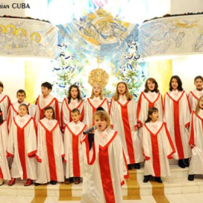 25 decembrie 2009: Iaşi: Concertul Corului "Îngeraşii" (FOCUS)