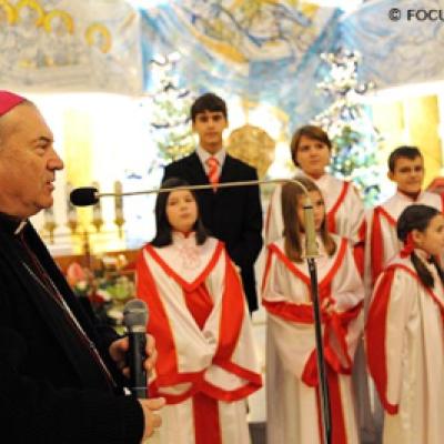 25 decembrie 2009: Iaşi: Concertul Corului "Îngeraşii" (FOCUS)