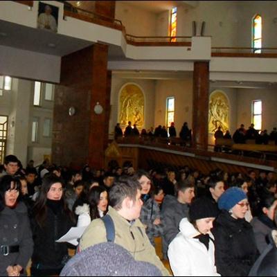 11 martie 2010: Bacău: Liceenii împreună la Calea sfintei cruci