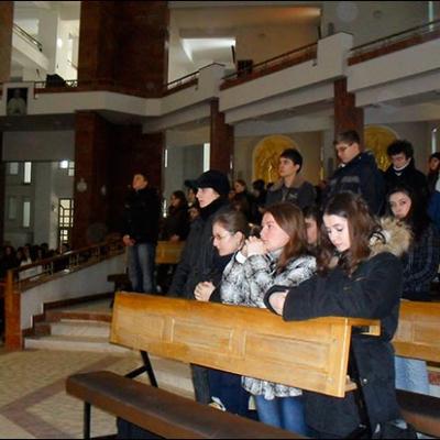 11 martie 2010: Bacău: Liceenii împreună la Calea sfintei cruci