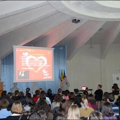 13 martie 2010: Iaşi: Zi de formare pentru tineri