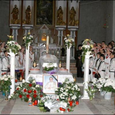 22 martie 2010: Suceava: Liturghie pentru pr. Ştefan Babiaş