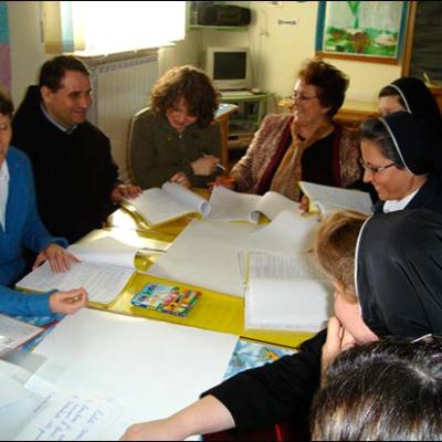 27 martie 2010: Piatra Neamţ: Managementul operaţional al grădiniţelor între teorie şi aplicaţie practică