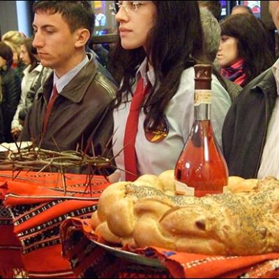 28 martie 2010: Iaşi: Duminica Floriilor - Ziua Mondială a Tineretului (foto: Mihail Cojan)