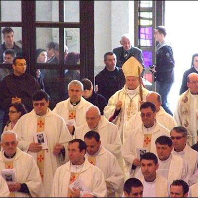1 aprilie 2010: Iaşi: Liturghia Crismei (foto: Mihail Cojan)