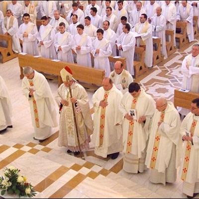 1 aprilie 2010: Iaşi: Liturghia Crismei (foto: Mihail Cojan)