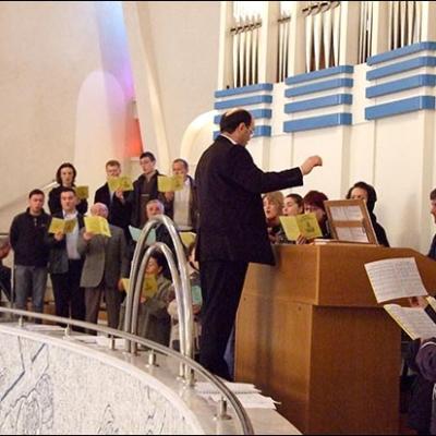 1 aprilie 2010: Iaşi: Liturghia Crismei (foto: Mihail Cojan)