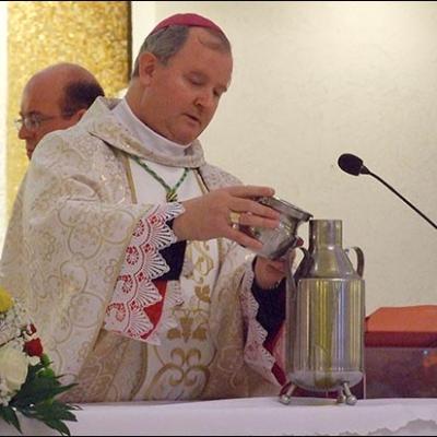 1 aprilie 2010: Iaşi: Liturghia Crismei (foto: Mihail Cojan)