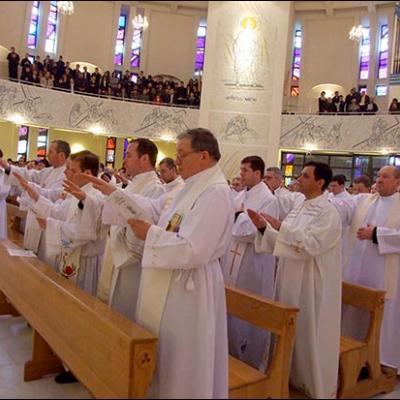1 aprilie 2010: Iaşi: Liturghia Crismei (foto: Mihail Cojan)