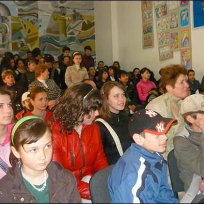 17 aprilie 2010: Bacău: Etapa diecezană a Olimpiadei de Religie