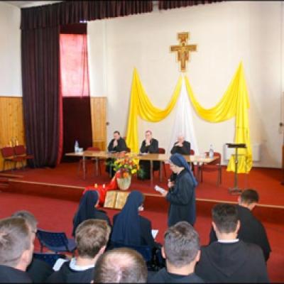 18 aprilie 2010: Roman: Întâlnirea persoanelor consacrate