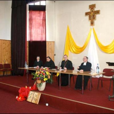18 aprilie 2010: Roman: Întâlnirea persoanelor consacrate