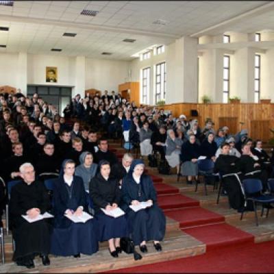 18 aprilie 2010: Roman: Întâlnirea persoanelor consacrate