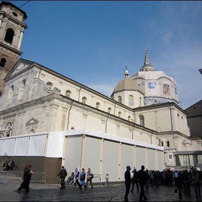 19 aprilie 2010: Torino: Pelerinajul românilor catolici la Giulgiu