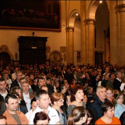 19 aprilie 2010: Torino: Pelerinajul românilor catolici la Giulgiu