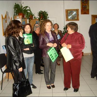 24 aprilie 2010: Oneşti: Simpozionul naţional "Profesorul de religie şi rolul său formativ în lumina preoţiei comune"