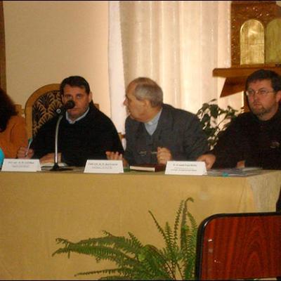 24 aprilie 2010: Oneşti: Simpozionul naţional "Profesorul de religie şi rolul său formativ în lumina preoţiei comune"