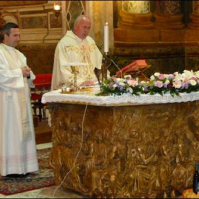 24 aprilie 2010: Roma: Statuia Sfintei Fecioare Maria de la Fatima şi la români