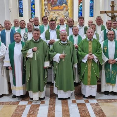 12-16 octombrie 2026: Luncani: Exerciții spirituale pentru preoți, seria a VIII-a