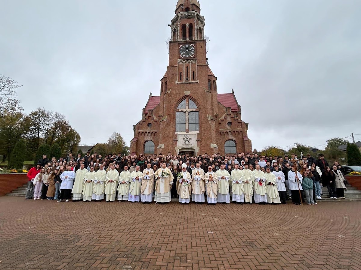 17 octombrie 2026: Cacica: Pelerinajul elevilor de clasa a XII-a