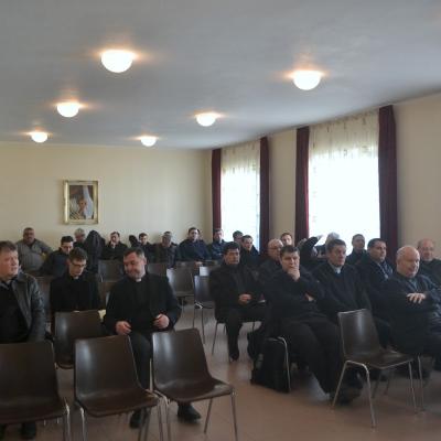 15 decembrie: Traian: Întâlnirea preoţilor din Decanatul de Roman