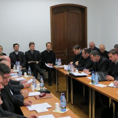 13 decembrie: Iaşi: Întâlnirea păstorului Diecezei de Iaşi, Petru Gherghel, cu membrii Consiliului Prezbiteral