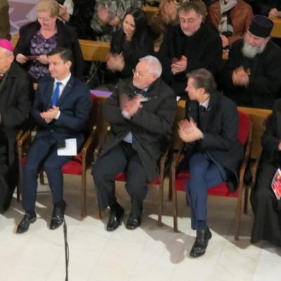 12 decembrie: Iaşi (catedrală): Concert de Crăciun la iniţiativa şi susţinerea Consulatului italian