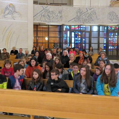 18 octombrie: Iaşi: Rozariul copiilor şi Liturghia pentru cadrele medicale