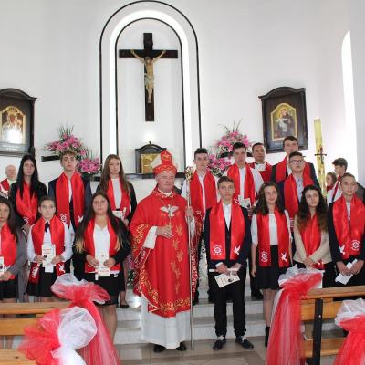 30 septembrie: Comăneşti: Conferirea sacramentului sfântului Mir