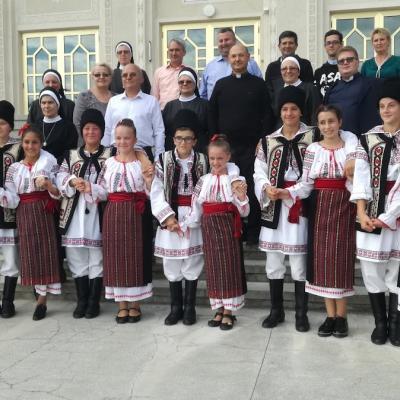 24 septembrie: Gioseni: Mulţumire, har şi recunoştinţă la jubileul de 25 de ani