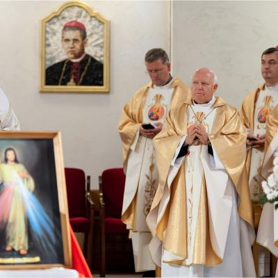 19 septembrie: Iaşi: Sesiunea de toamnă a Conferinţei Episcopilor Catolici din România. Liturghia greco-catolică