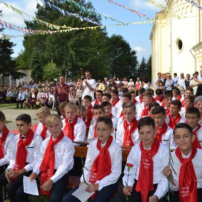 11 septembrie: Prăjeşti: Administrarea Mirului