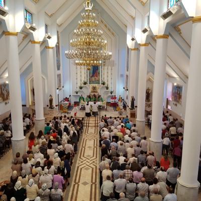 30 iulie: Iugani: Liturghie de mulţumire şi rămas bun