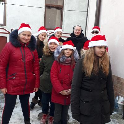21 decembrie: Siret: Vestea Naşterii Domnului ajunge la bolnavii parohiei
