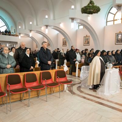 8 decembrie: Dărmăneşti: La 50 de ani de slujire a lui Dumnezeu şi a aproapelui