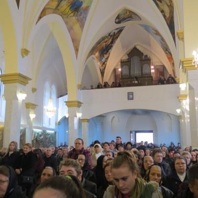 3 noiembrie: Oituz: Funeraliile părintelui Victor Osoloş