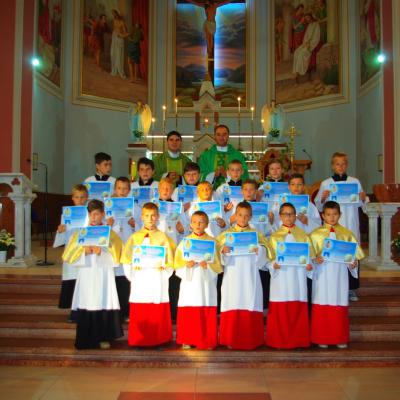 14 octombrie: Luizi-Călugăra: Mandatul ministranţilor