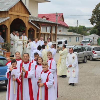8 septembrie: Huşi - Corni: Bucuria hramului împreună cu Fecioara Maria