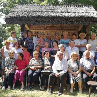 25 august: Huşi: O zi împreună cu bunicii noştri