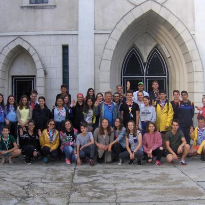 Scout: Urcând şi tot urcând în cercetăşie: formare pentru viitori lideri buni