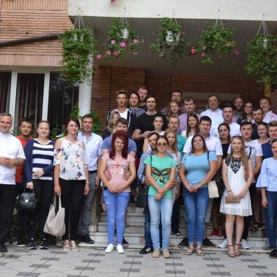 28 iulie: Bacău: Fără "da-ul" nostru lumea s-ar bloca... Curs pentru logodnici pentru Decanatul de Bacău