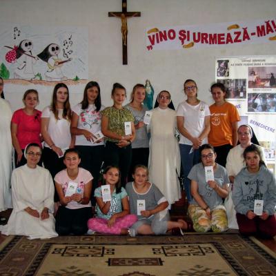 11-13 iulie: Siret: "Vino şi urmează-mă!" - întâlnire pentru tinere la Surorile Dominicane