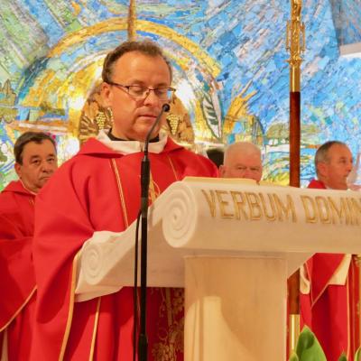 29 iunie: Iaşi: Liturghie de mulţumire, prezidată de PS Petru Gherghel