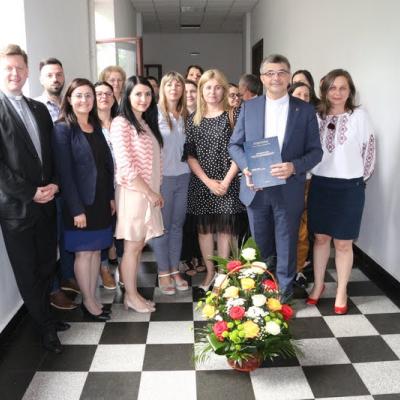 29 iunie: Iaşi: Pr. Egidiu Condac, doctor în sociologie