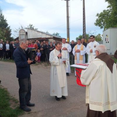 17 mai: Valea Mică: Vizita relicvei fericitului Ieremia