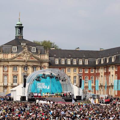 9-13 mai: Münster: Participare românească la a 101-a ediţie a Katholikentag, Sărbătoarea Catolicilor din Germania